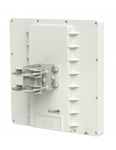 Mikrotik QRT 5 Бяла Захранване по...
